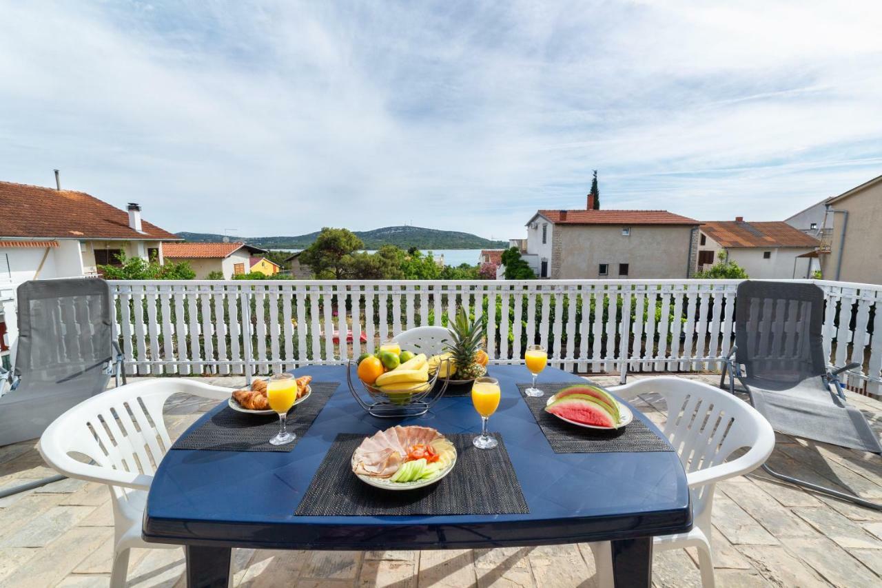 Apartments The Heart Of Croatia Pirovac Eksteriør bilde